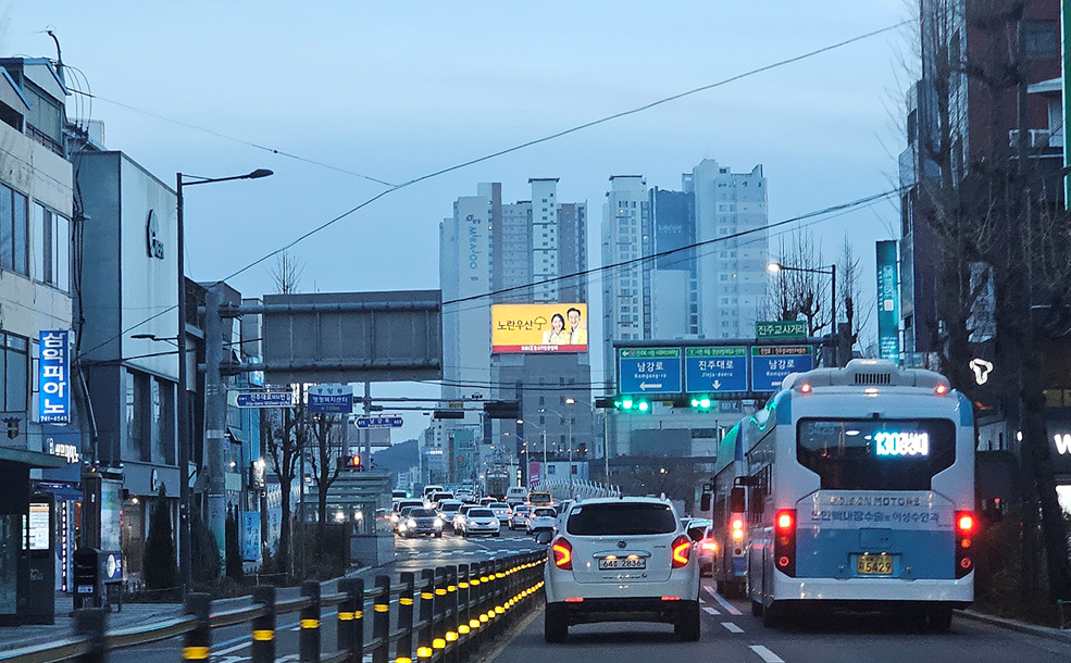 매체 대표 이미지
